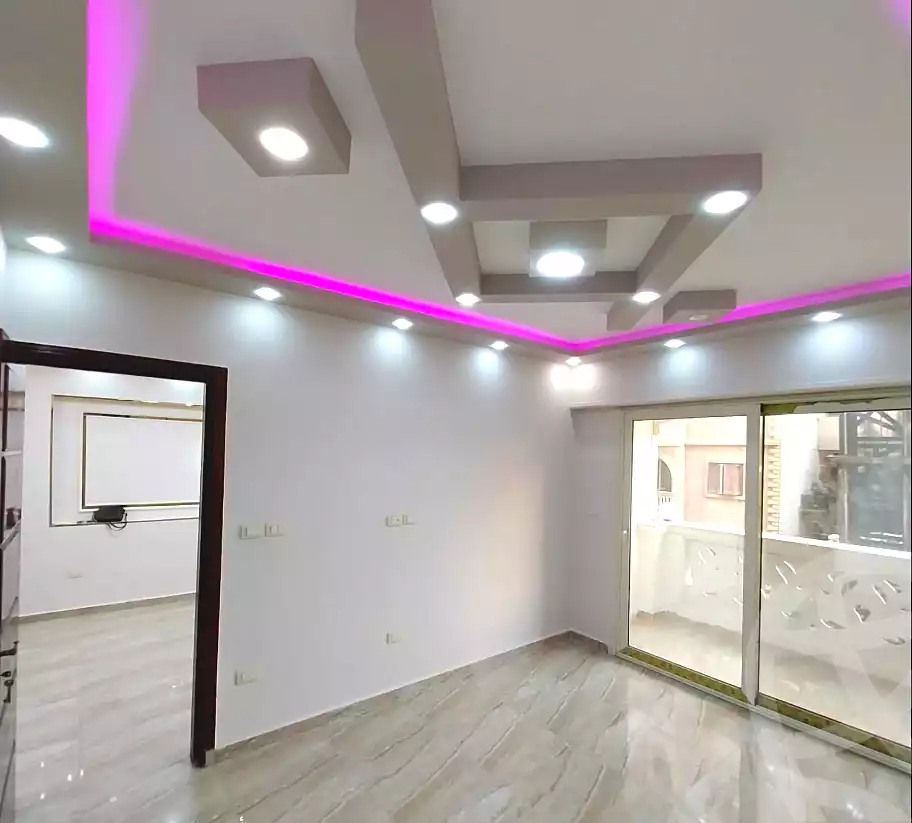 https://aqarmap.com.eg/ar/listing/7229856-for-sale-alexandria-al-agamy-bw-ywsf