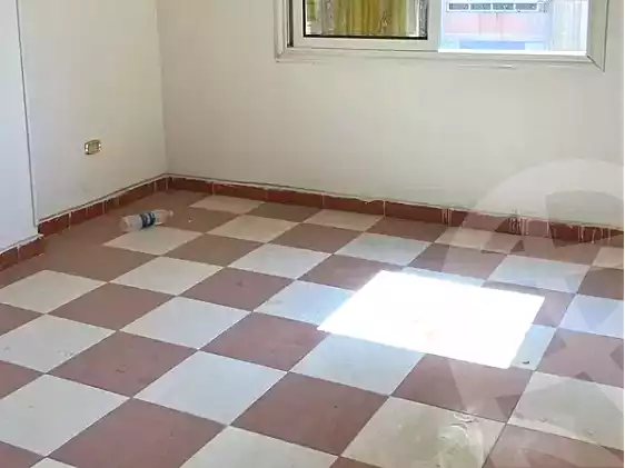https://aqarmap.com.eg/ar/listing/7230136-for-sale-cairo-faisal-kafr-tohormos-queen-nazli-st