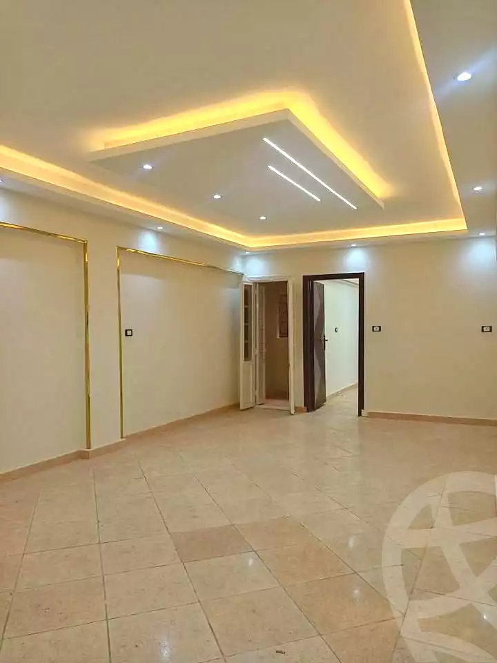 https://aqarmap.com.eg/en/listing/7230206-for-sale-alexandria-al-agamy-el-hanouvel-radwan-st