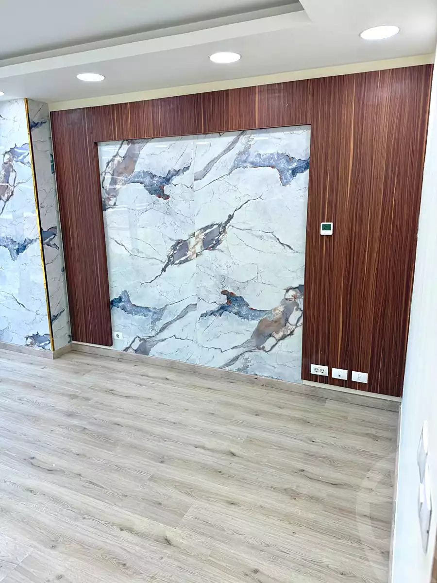 https://aqarmap.com.eg/ar/listing/7230473-for-rent-cairo-new-cairo-compounds-tryfywm-skwyr-mwl-nm-llttwyr
