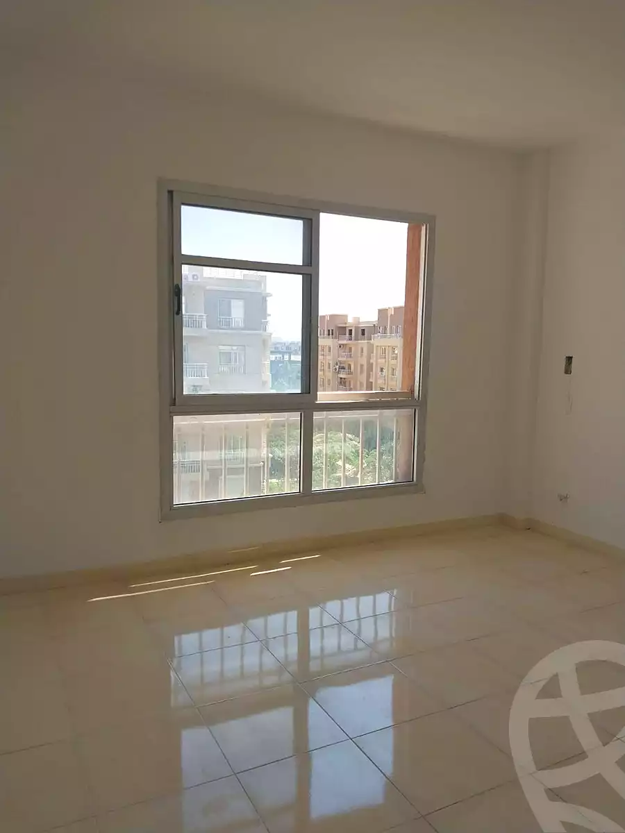 https://aqarmap.com.eg/ar/listing/7230369-for-sale-cairo-new-cairo-madinaty-eleventh-zone-buildings-group-114
