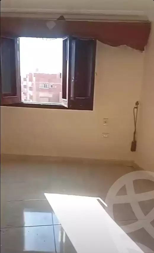 https://aqarmap.com.eg/ar/listing/7230560-for-sale-cairo-ain-shams-ain-shams-el-sharkia-afifi-effat-st