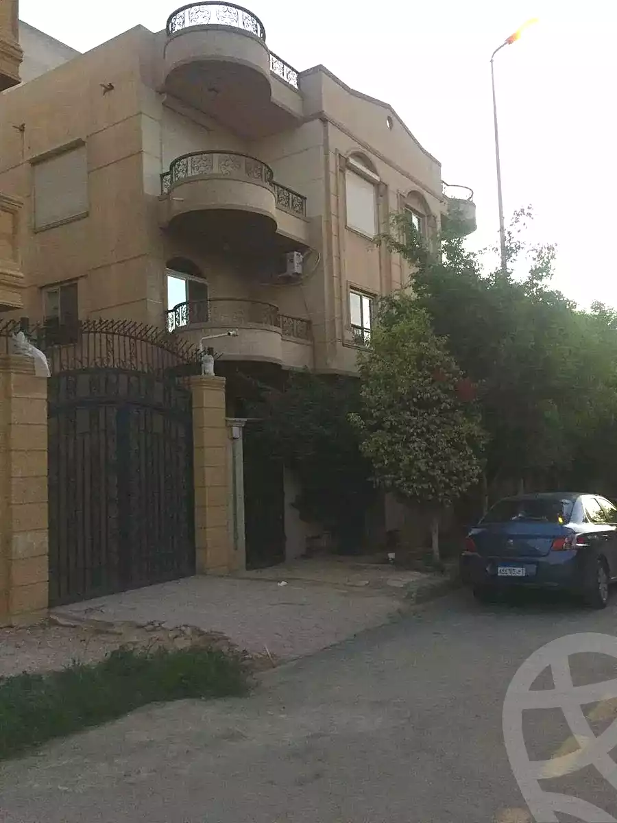https://aqarmap.com.eg/ar/listing/7220448-for-sale-cairo-new-cairo-el-narges-el-narges-2-ali-mahmoud-taha-st