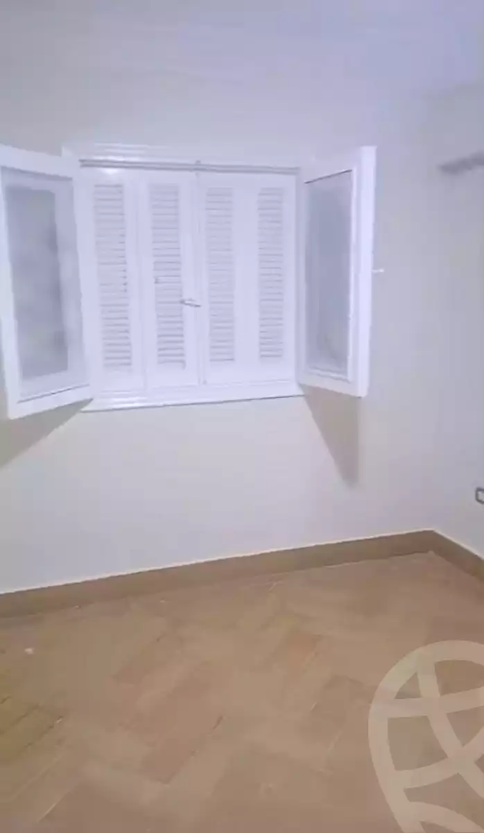 https://aqarmap.com.eg/en/listing/7230827-for-sale-alexandria-new-miami-eskot