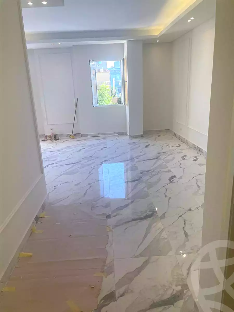 https://aqarmap.com.eg/ar/listing/7231138-for-sale-cairo-new-cairo-ganob-el-akadamiya-south-academy-h-amr-ibn-el-ass-st