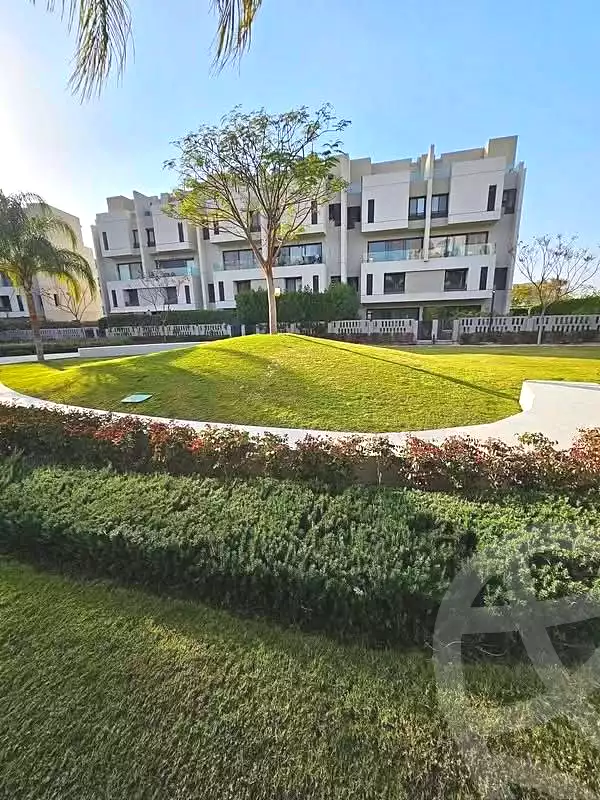 https://aqarmap.com.eg/ar/listing/7230926-for-sale-cairo-el-shorouk-compounds-al-burouj-compound-imkan