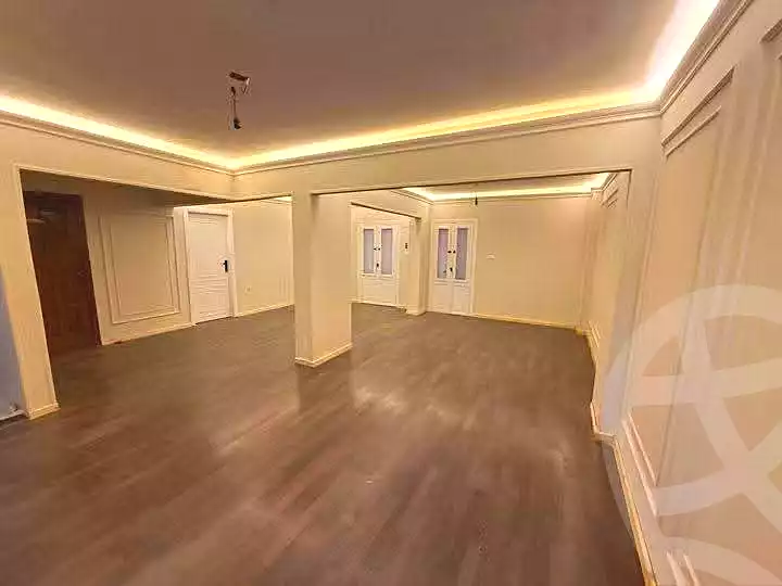 https://aqarmap.com.eg/ar/listing/7231184-for-sale-cairo-helwan-azam-mosque-st