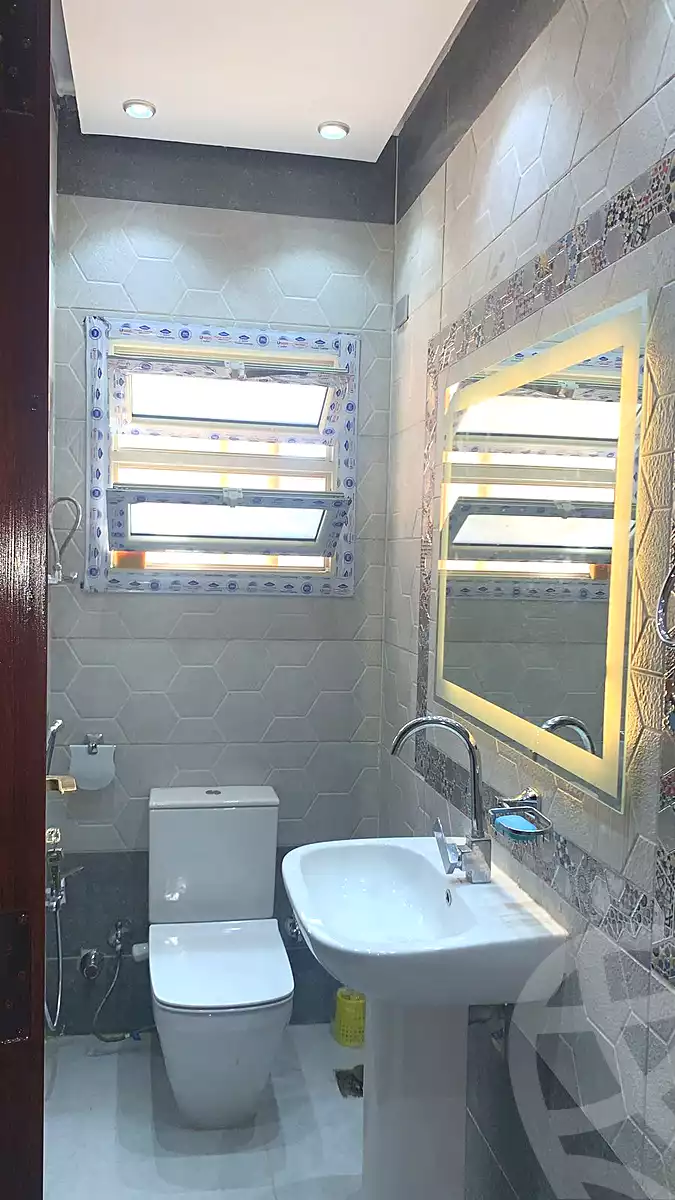 https://aqarmap.com.eg/ar/listing/7231313-for-rent-cairo-new-cairo-hy-skn-ljm-lmryky