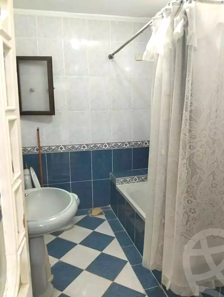 https://aqarmap.com.eg/ar/listing/7231390-for-sale-alexandria-al-agamy-el-hanouvel-abo-el-shawareb-st