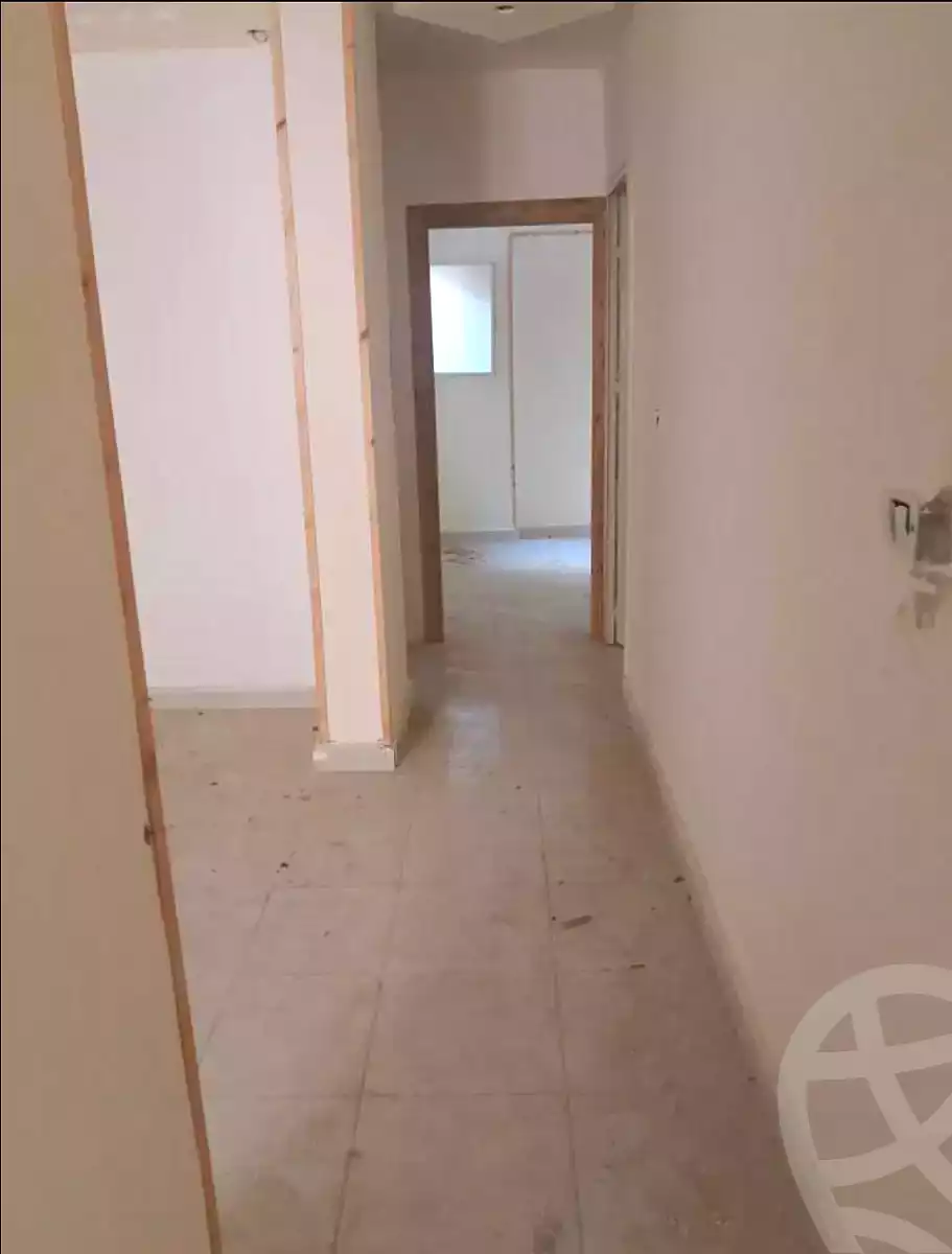 https://aqarmap.com.eg/en/listing/7231899-for-sale-alexandria-al-agamy-el-hanouvel-radwan-st