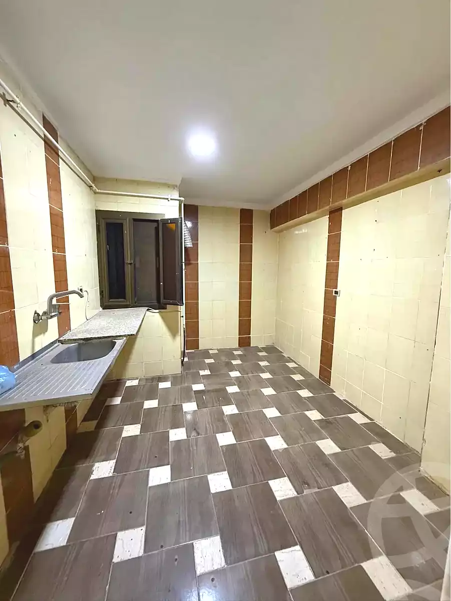 https://aqarmap.com.eg/en/listing/7233075-for-sale-alexandria-el-mandara-shr-jml-bd-lnsr