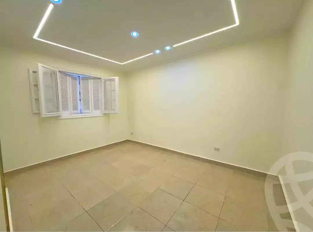 https://aqarmap.com.eg/ar/listing/7233086-for-sale-alexandria-sydy-bshr-sydy-bshr-bhry