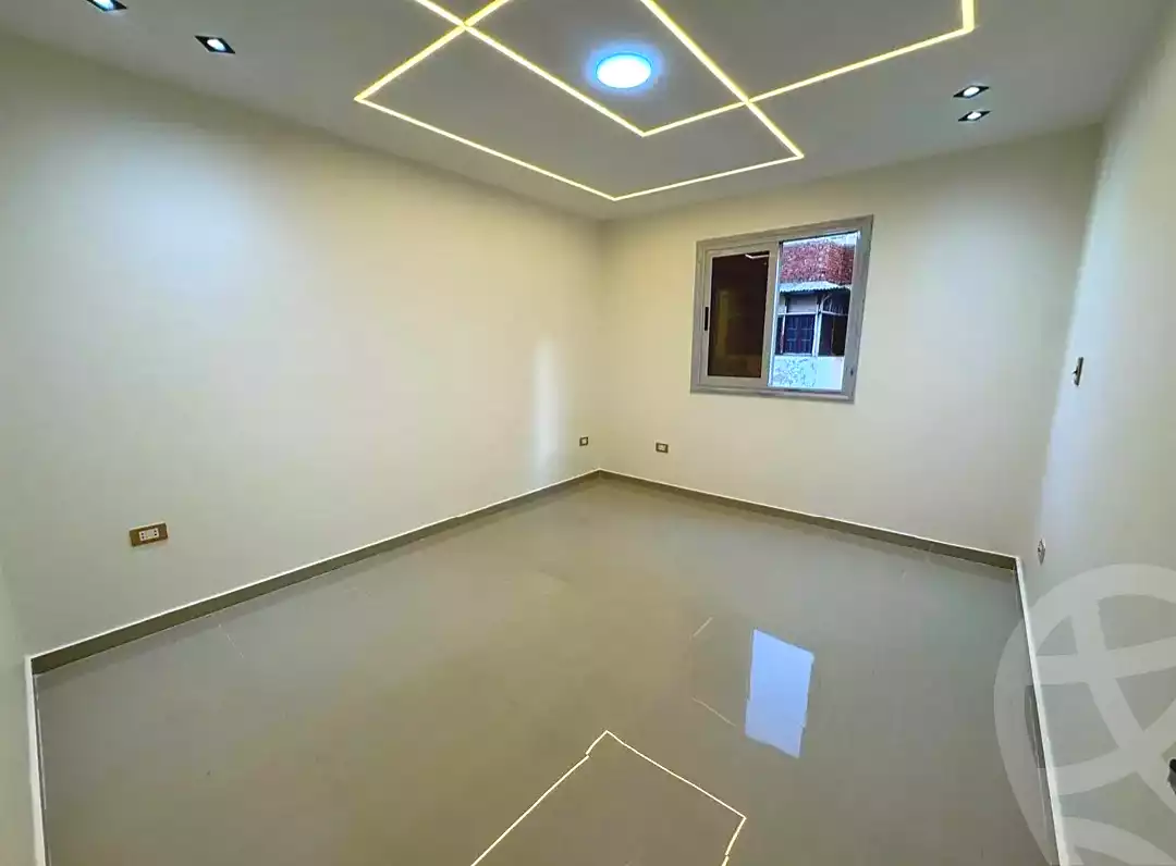 https://aqarmap.com.eg/ar/listing/7233088-for-sale-alexandria-sydy-bshr-sydy-bshr-bhry-shr-mhmwd-l-yswy