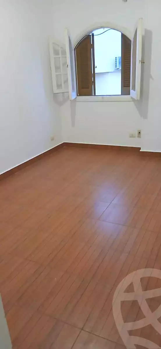 https://aqarmap.com.eg/ar/listing/7233485-for-rent-cairo-new-cairo-ganob-el-akadamiya-south-academy-h-salem-mohamed-moussa-st