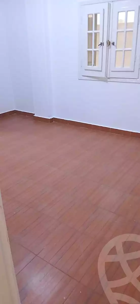 https://aqarmap.com.eg/ar/listing/7233485-for-rent-cairo-new-cairo-ganob-el-akadamiya-south-academy-h-salem-mohamed-moussa-st