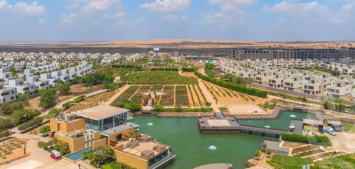 https://aqarmap.com.eg/ar/listing/7233956-for-sale-cairo-el-shorouk-compounds-al-burouj-compound-imkan