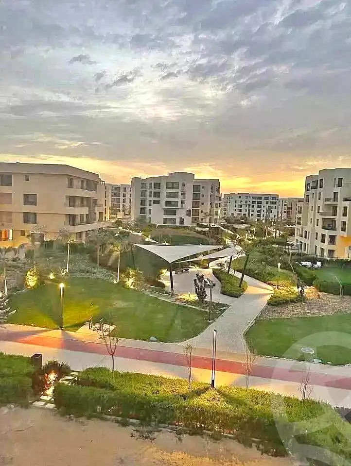 https://aqarmap.com.eg/ar/listing/7233957-for-sale-cairo-6th-of-october-hadaeq-october-compounds-o-west-club-yard-o-west