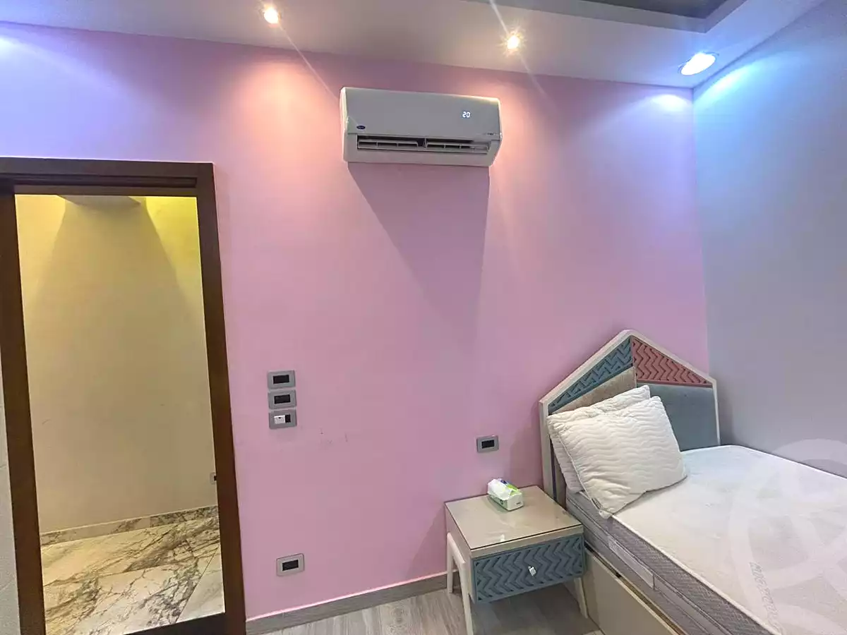 https://aqarmap.com.eg/en/listing/7234139-for-rent-cairo-new-cairo-compounds-hyde-park-centre-ville-hyde-park