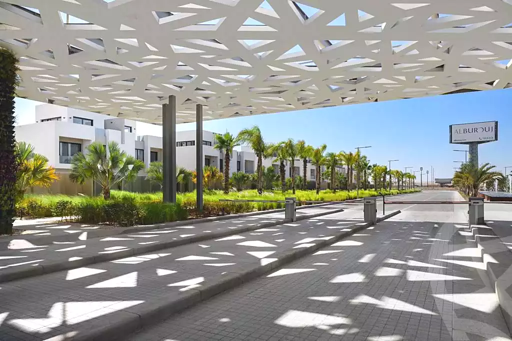 https://aqarmap.com.eg/ar/listing/7234203-for-sale-cairo-el-shorouk-compounds-al-burouj-compound-imkan