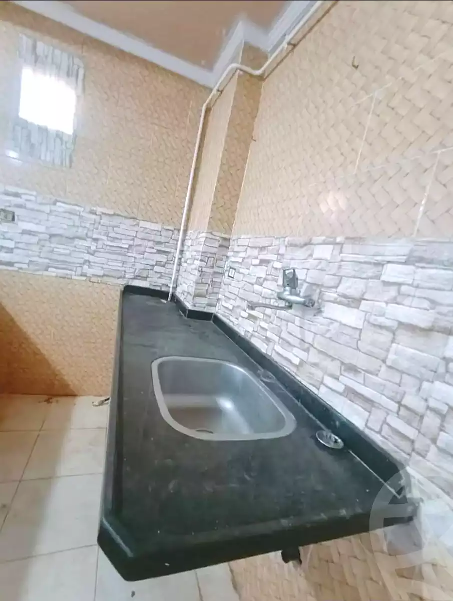 https://aqarmap.com.eg/ar/listing/7234233-for-sale-alexandria-al-agamy-lbytsh-shahr-al-assal-st