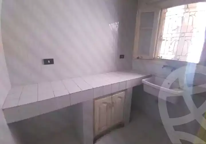 https://aqarmap.com.eg/en/listing/7234316-for-sale-alexandria-glim-al-azaa-st