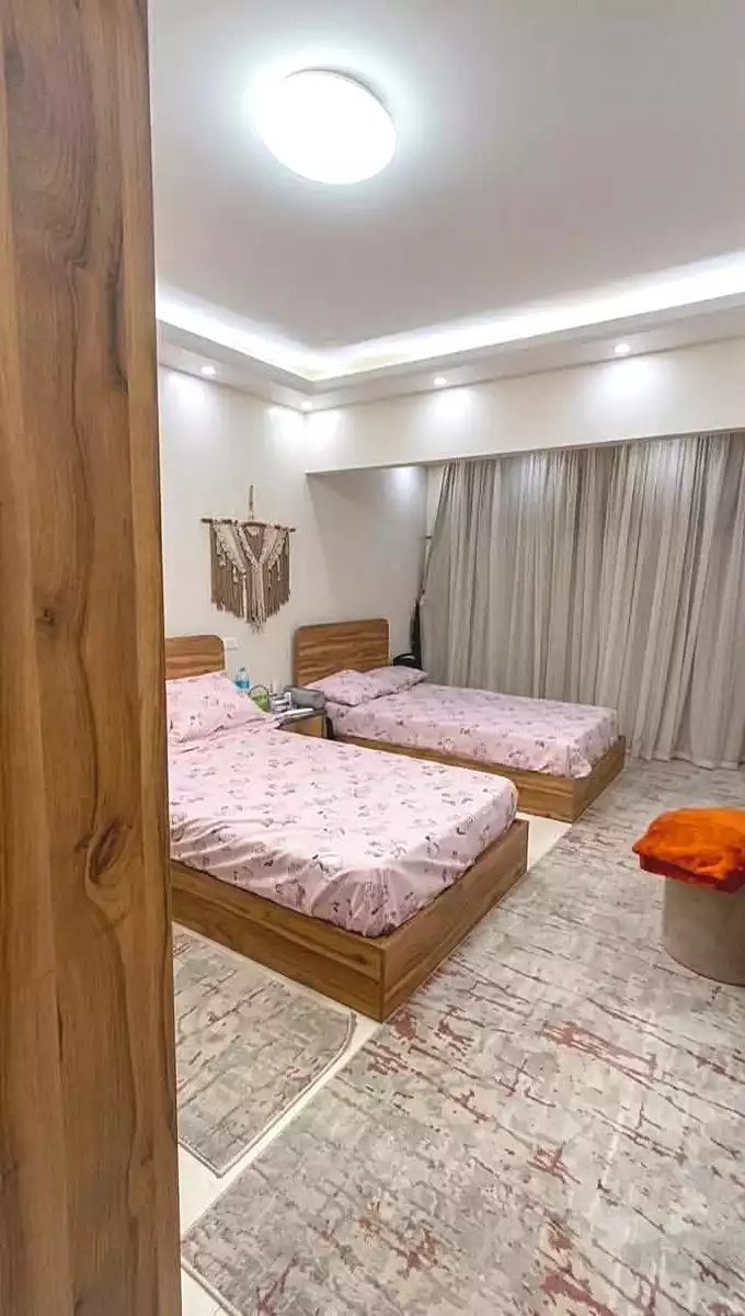https://aqarmap.com.eg/ar/listing/7234558-for-sale-cairo-el-haram-shareaa-naser-el-thawrah