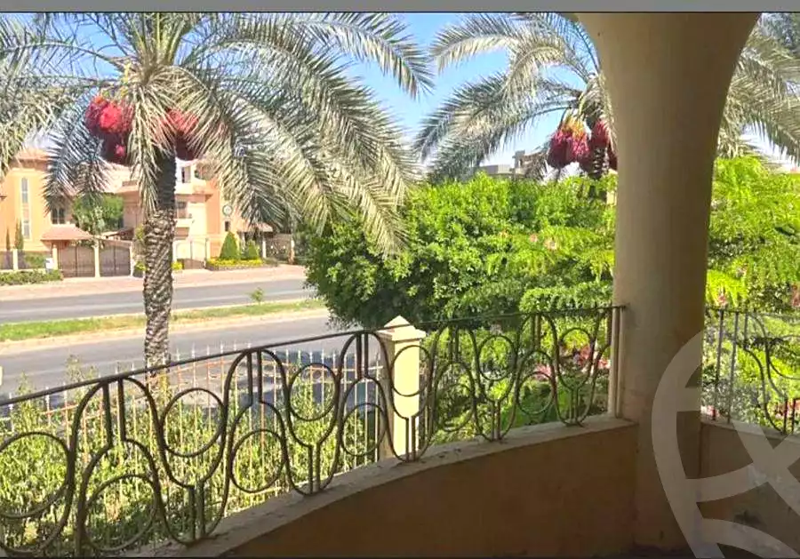 https://aqarmap.com.eg/en/listing/7234570-for-sale-cairo-new-cairo-compounds-golden-heights-1