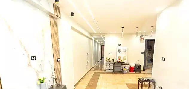 https://aqarmap.com.eg/ar/listing/7234647-for-sale-alexandria-el-asafra-shr-45