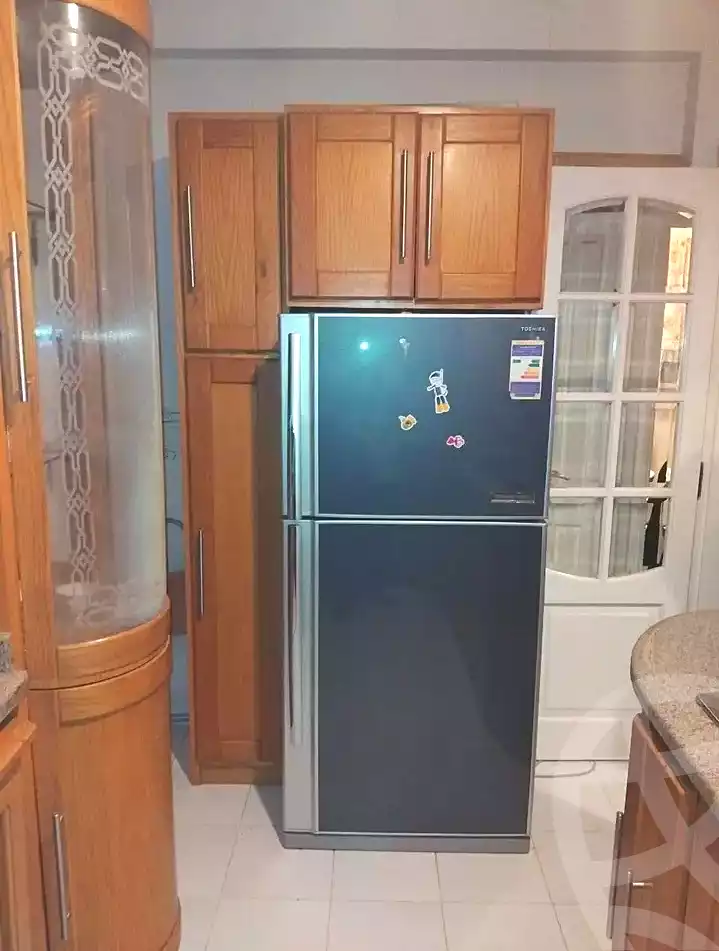 https://aqarmap.com.eg/ar/listing/7234858-for-rent-alexandria-mht-lrml