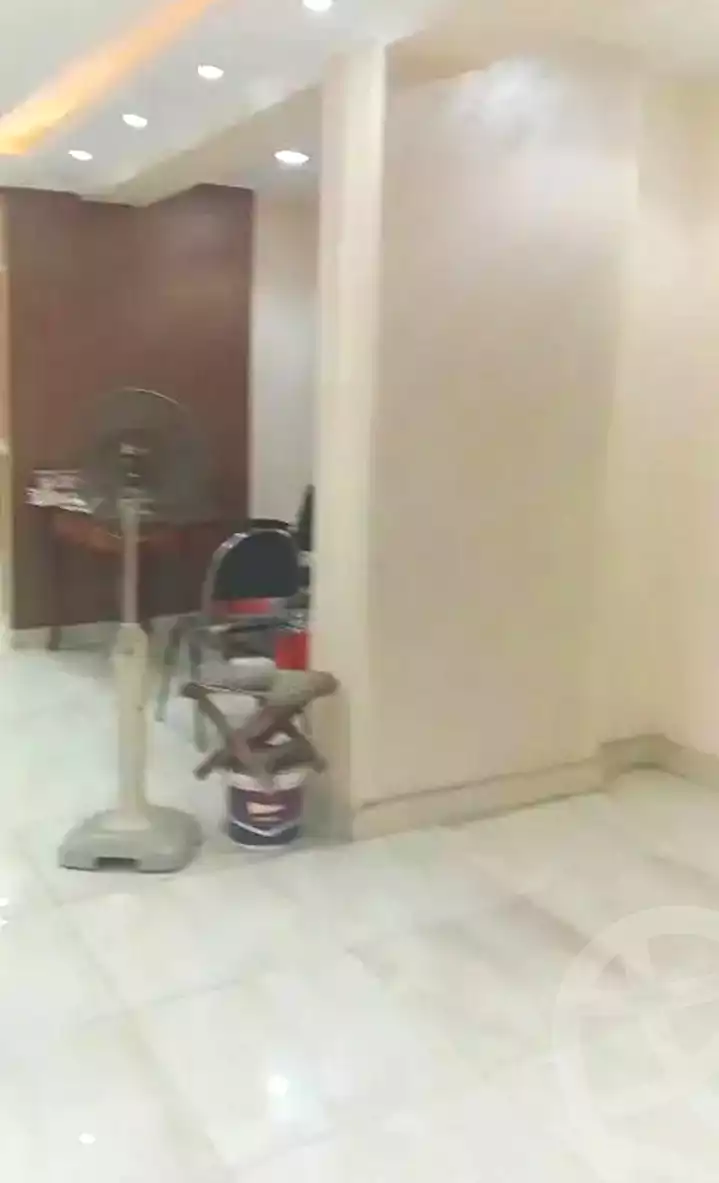 https://aqarmap.com.eg/ar/listing/7235198-for-rent-alexandria-ganaklis