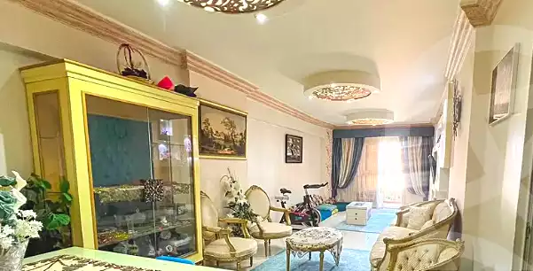 https://aqarmap.com.eg/ar/listing/7235266-for-sale-alexandria-camp-cesar