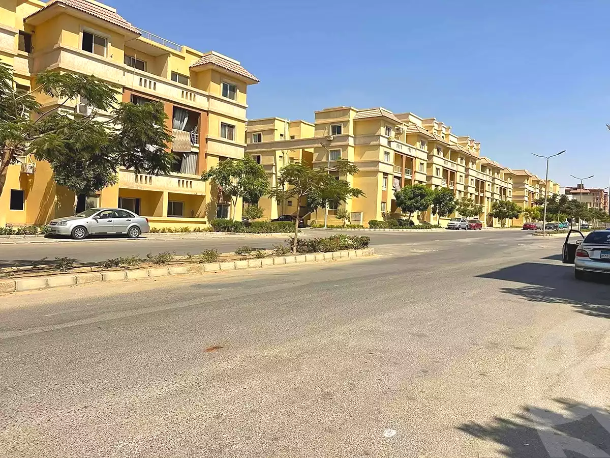 https://aqarmap.com.eg/ar/listing/7235821-for-sale-cairo-6th-of-october-hadaeq-october-compounds-djlh-blmz-m-mr-lmrshdy