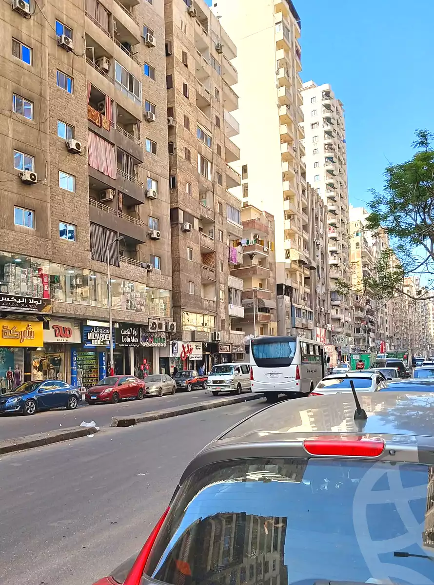 https://aqarmap.com.eg/ar/listing/7235957-for-sale-alexandria-el-mandara-shr-jml-bd-lnsr