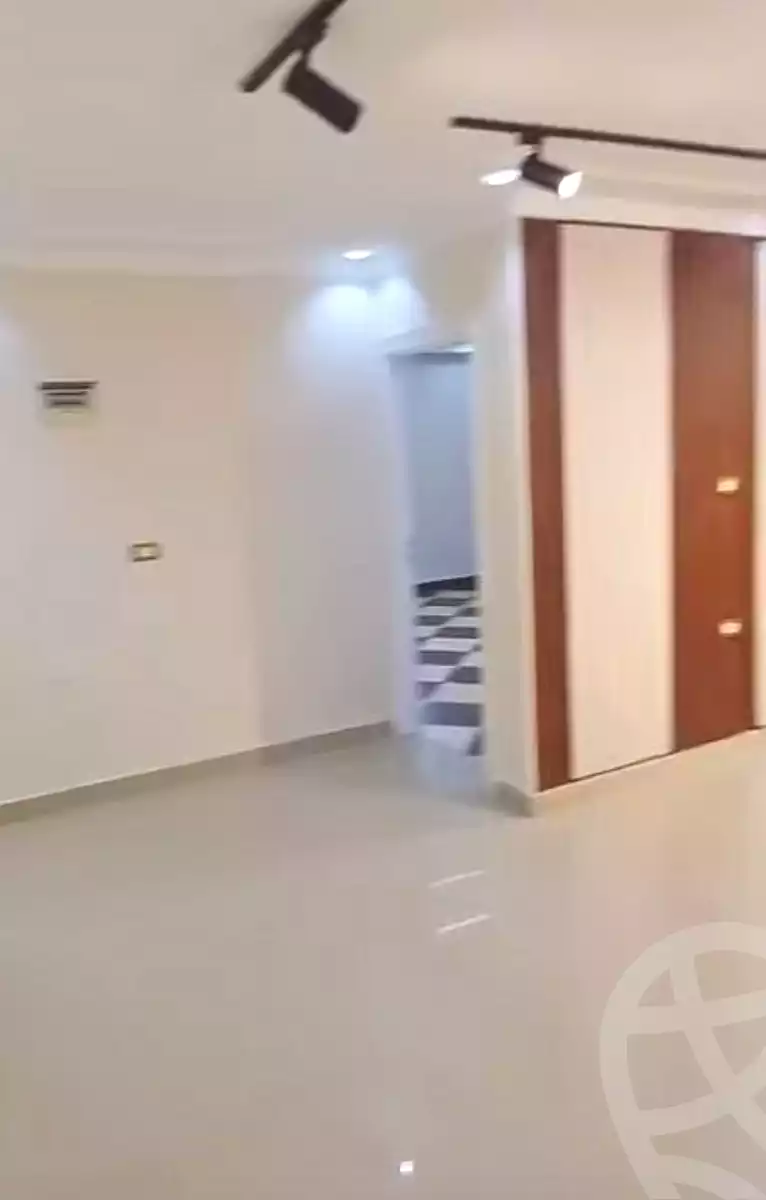 https://aqarmap.com.eg/en/listing/7235897-for-sale-alexandria-el-asafra-shr-45