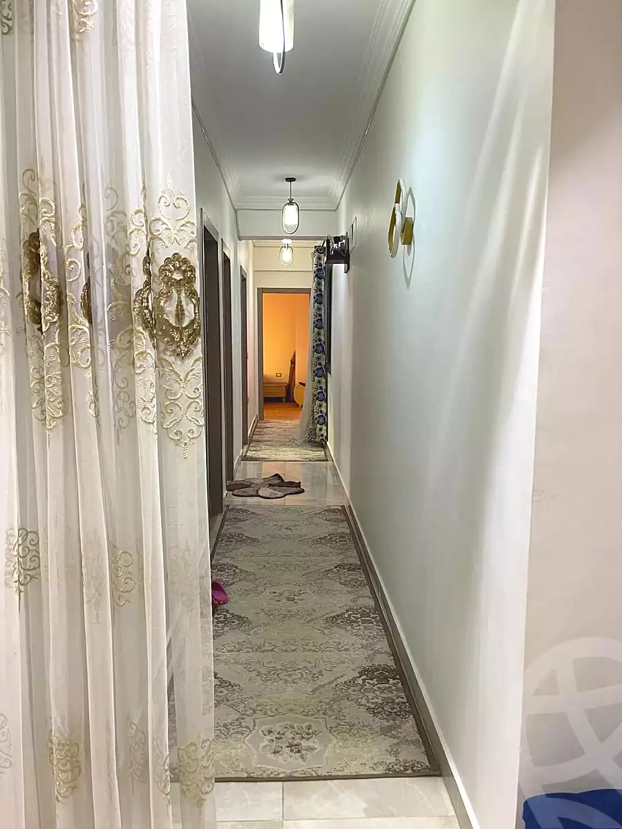 https://aqarmap.com.eg/ar/listing/7236396-for-sale-cairo-6th-of-october-hadaeq-october-compounds-el-fardoos-city