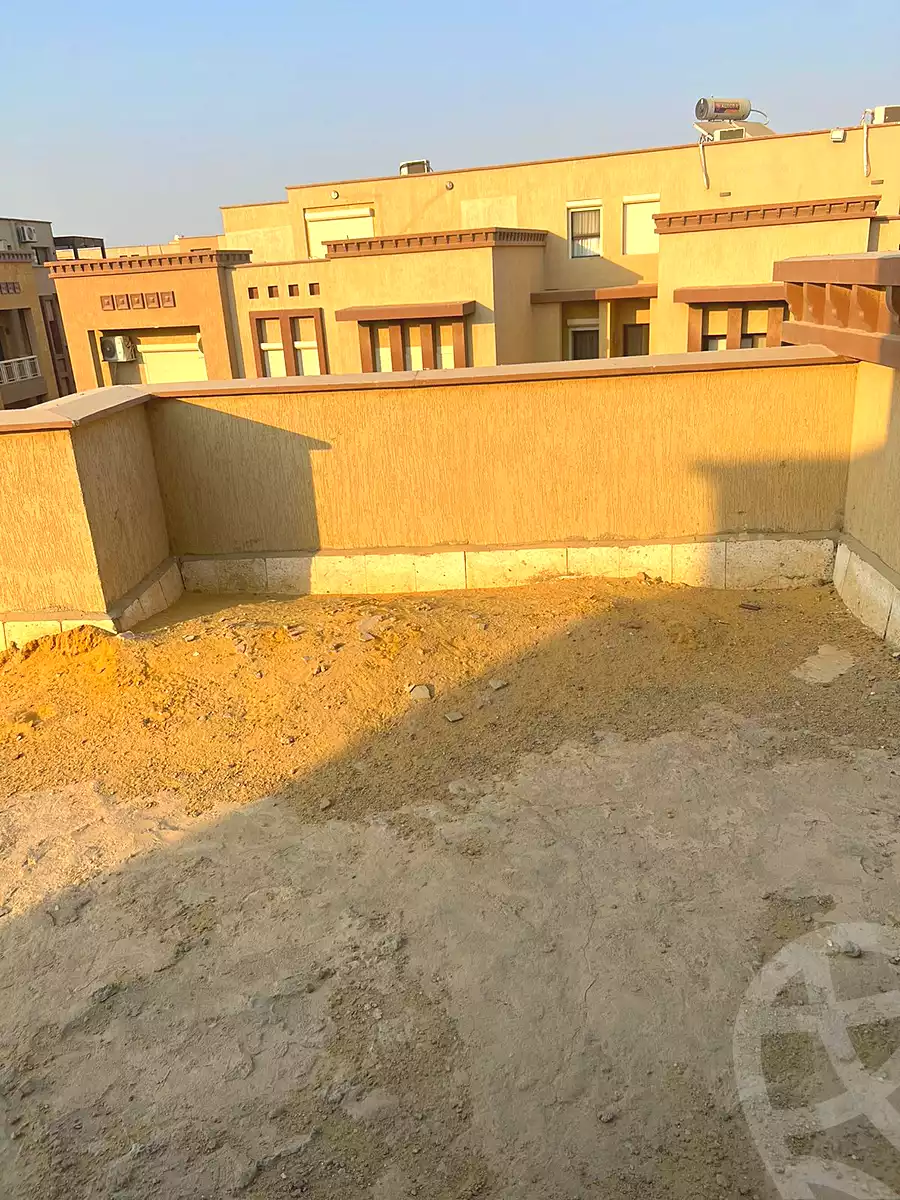 https://aqarmap.com.eg/en/listing/7236600-for-sale-cairo-el-sheikh-zayed-city-compounds-greens