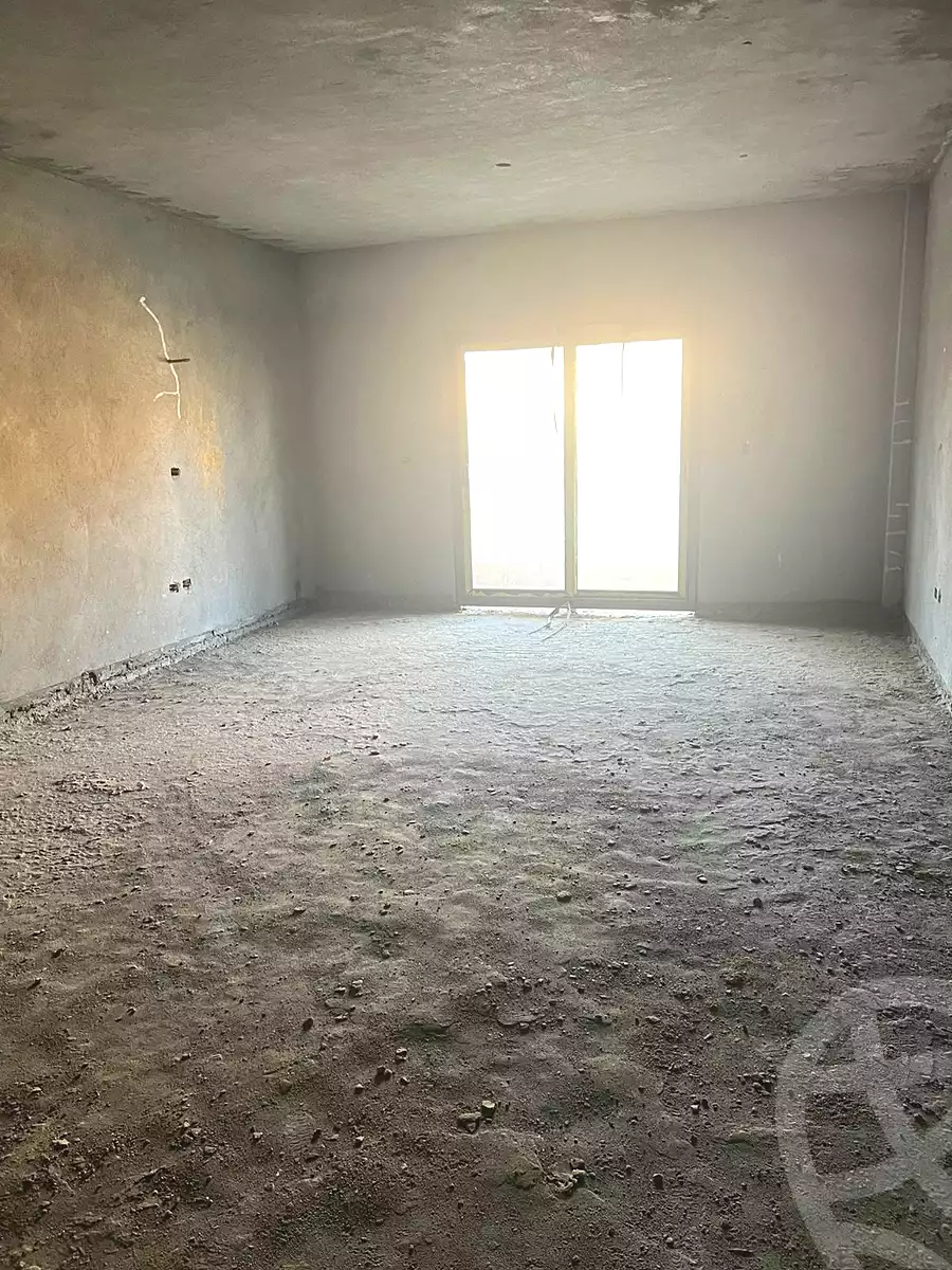 https://aqarmap.com.eg/en/listing/7236600-for-sale-cairo-el-sheikh-zayed-city-compounds-greens