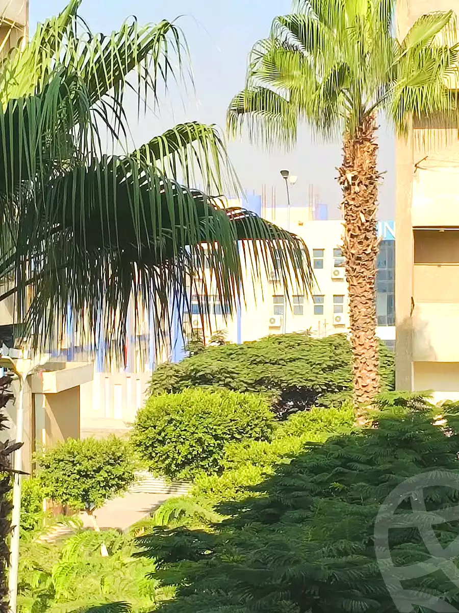 https://aqarmap.com.eg/en/listing/7236726-for-sale-cairo-el-sheikh-zayed-city-el-hay-elthaleth-lhy-lthlth
