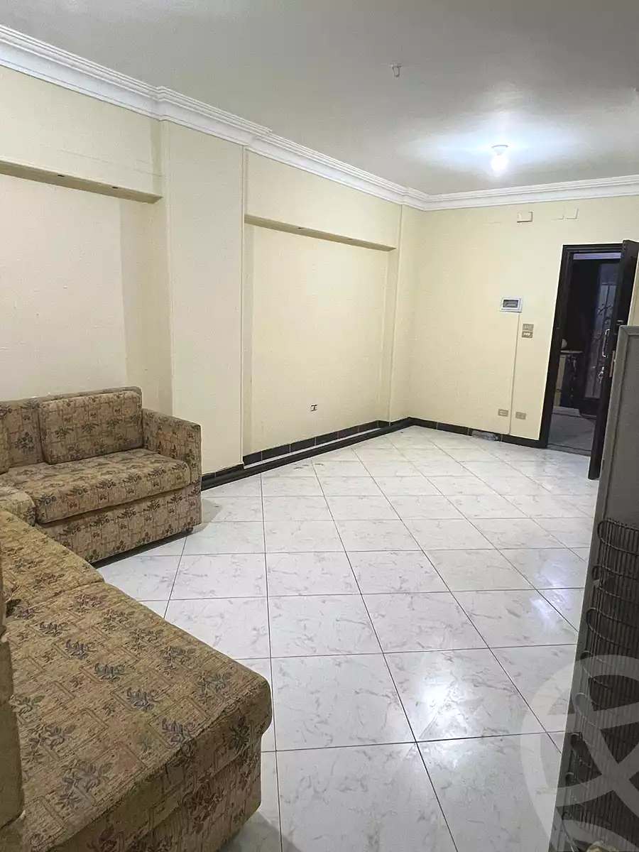 https://aqarmap.com.eg/ar/listing/7236750-for-rent-cairo-6th-of-october-el-ahyaa-neighborhood-4th-neighbourhood-1