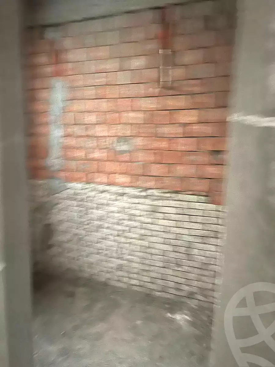 https://aqarmap.com.eg/ar/listing/7236767-for-sale-cairo-el-sheikh-zayed-city-compounds-greens