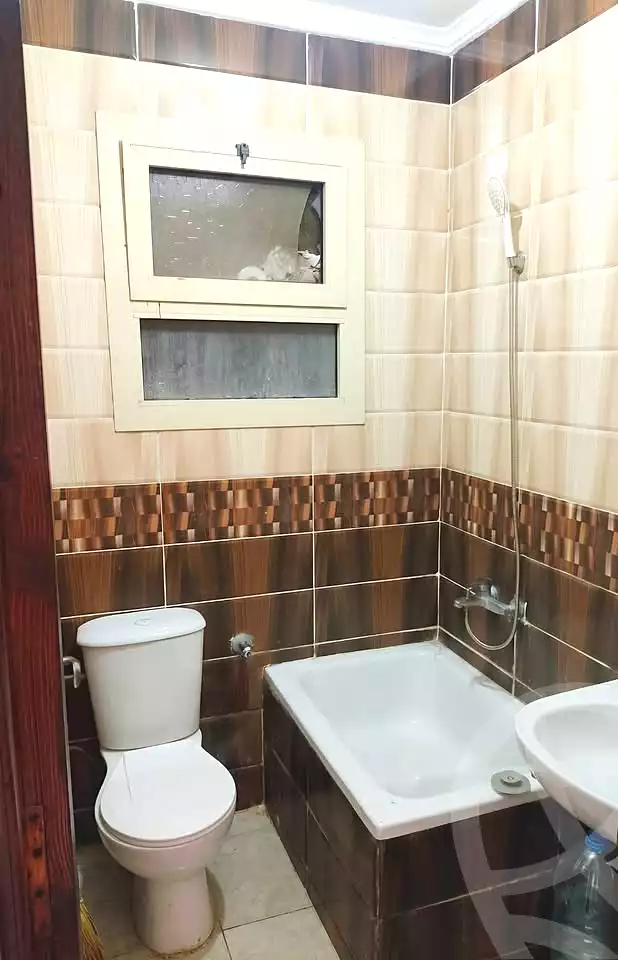 https://aqarmap.com.eg/en/listing/7236809-for-sale-alexandria-al-agamy-el-hanouvel-el-zahraa-city-st