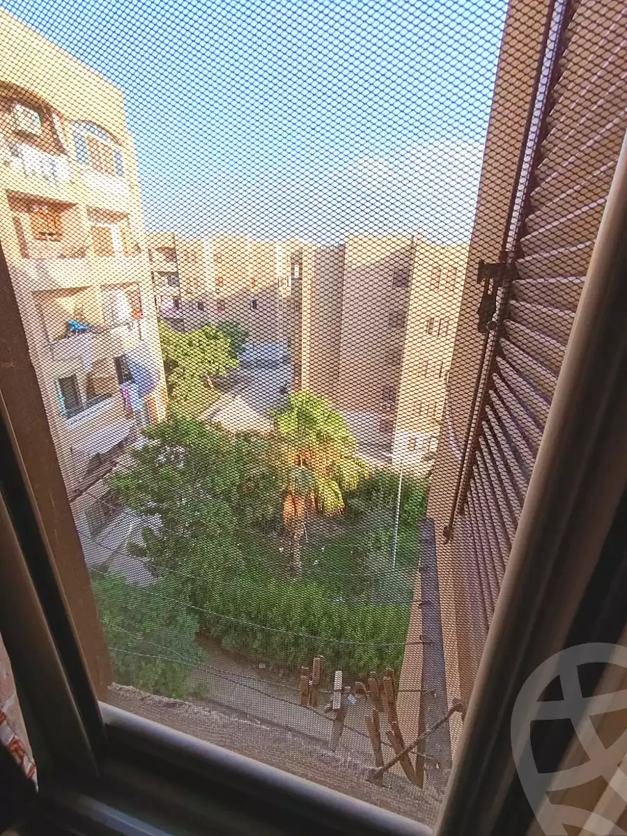 https://aqarmap.com.eg/en/listing/7236883-for-sale-cairo-el-sheikh-zayed-city-el-hay-elsades-ashaer