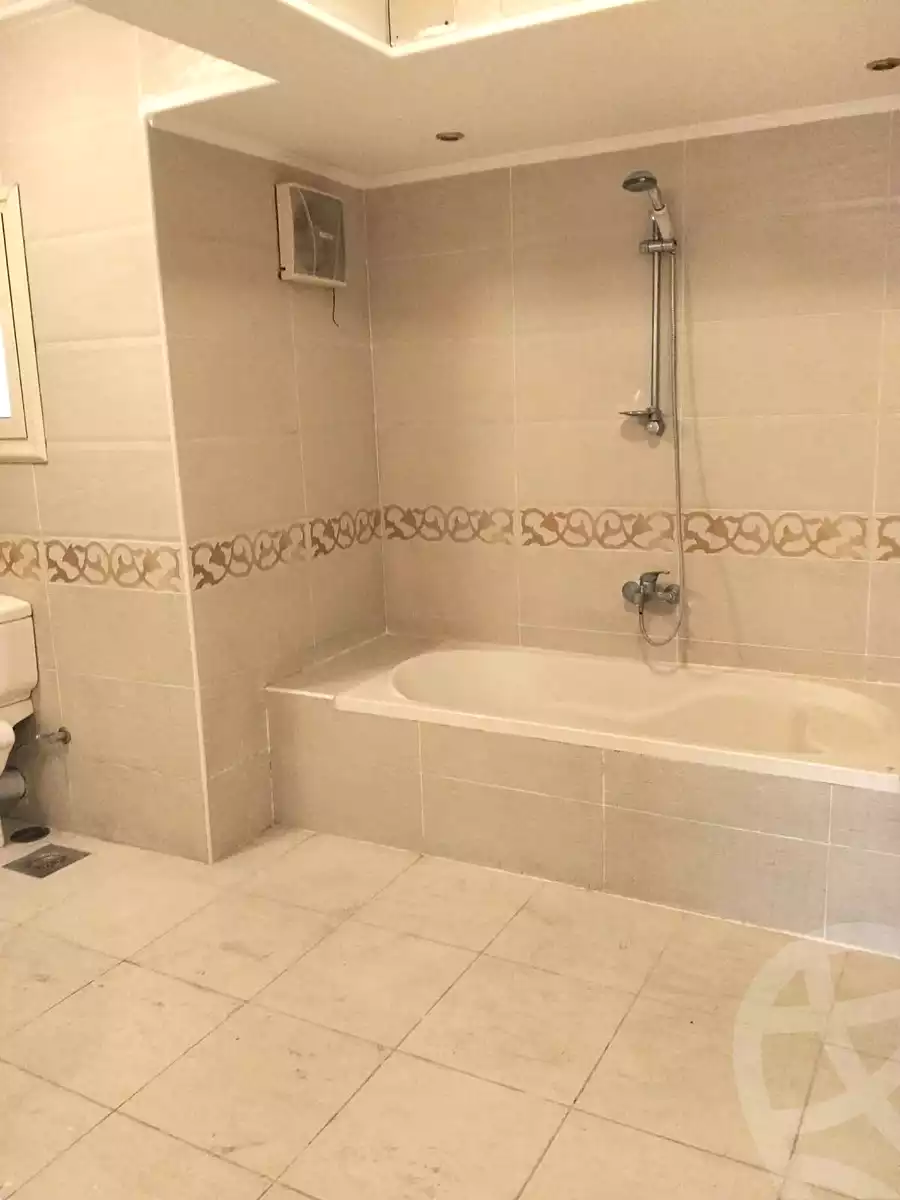https://aqarmap.com.eg/en/listing/7236965-for-rent-cairo-el-sheikh-zayed-city-small-investor