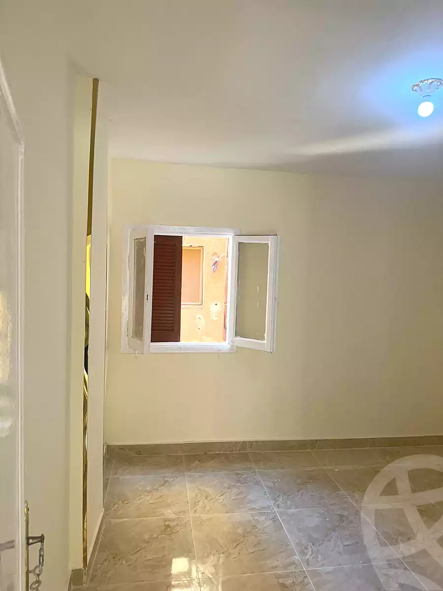 https://aqarmap.com.eg/en/listing/7237004-for-sale-cairo-el-sheikh-zayed-city-el-hay-el-thaleth-ashaer-area-4