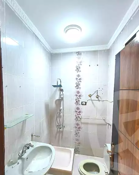 https://aqarmap.com.eg/ar/listing/7237232-for-sale-alexandria-bw-qyr-street-16