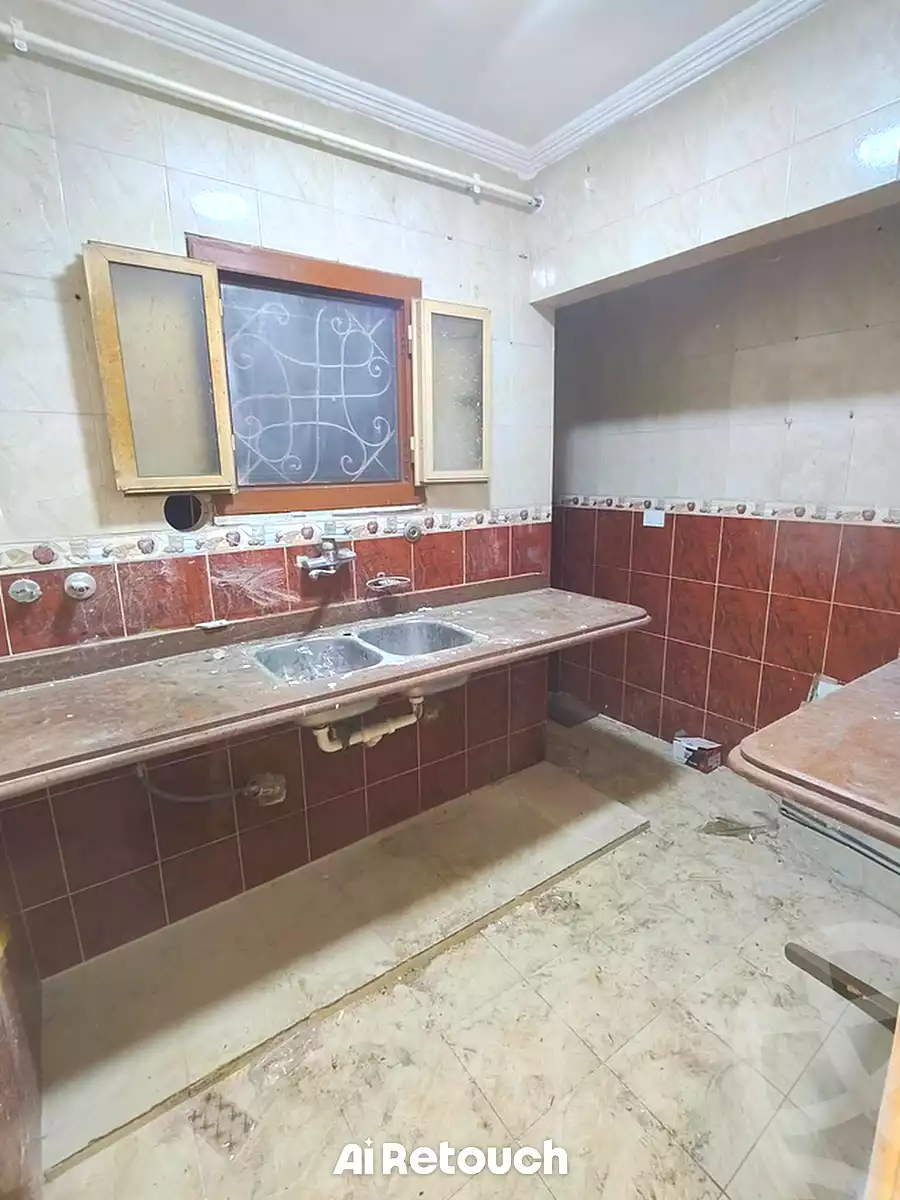 https://aqarmap.com.eg/ar/listing/7237300-for-sale-alexandria-sydy-bshr-sydy-bshr-bhry-shr-mhmwd-l-yswy
