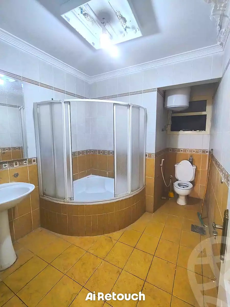 https://aqarmap.com.eg/ar/listing/7237309-for-sale-alexandria-el-asafra-l-sfr-bhry-el-geish-rd