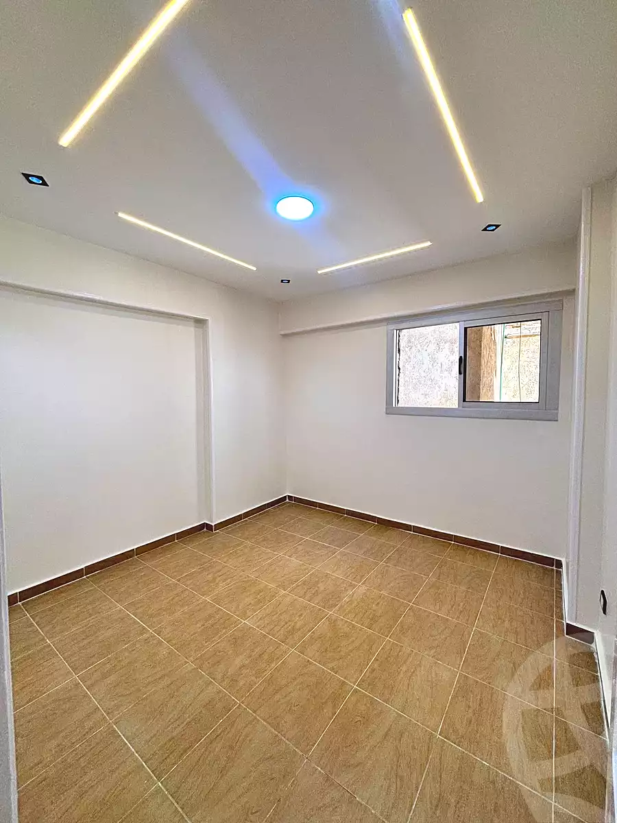 https://aqarmap.com.eg/ar/listing/7237334-for-sale-alexandria-el-asafra-shr-45
