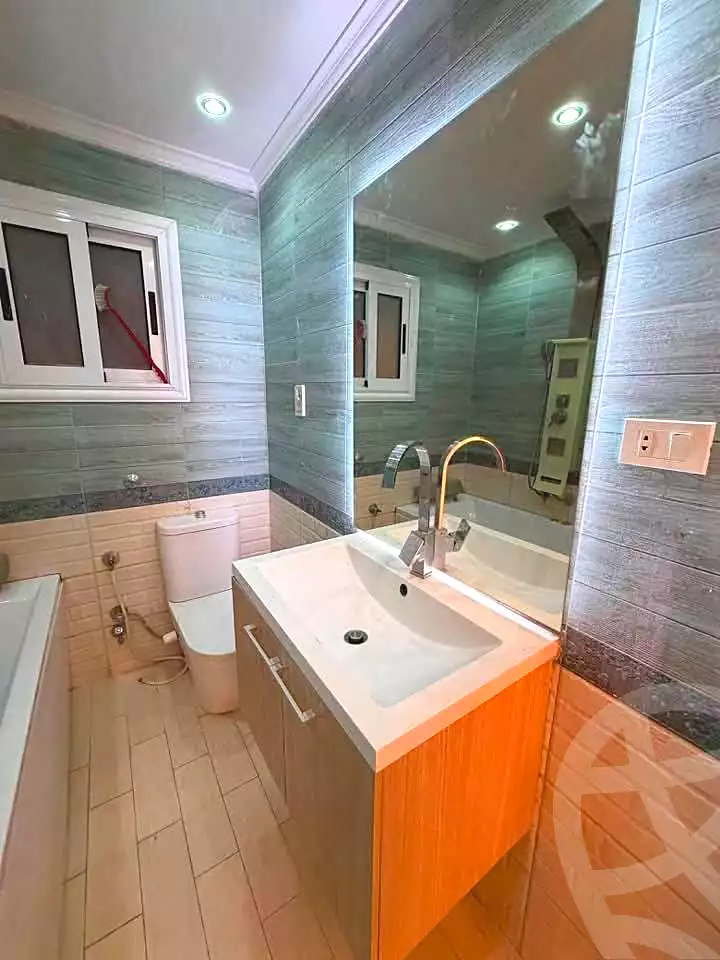 https://aqarmap.com.eg/ar/listing/7237350-for-sale-alexandria-al-agamy-lbytsh-bianchiii