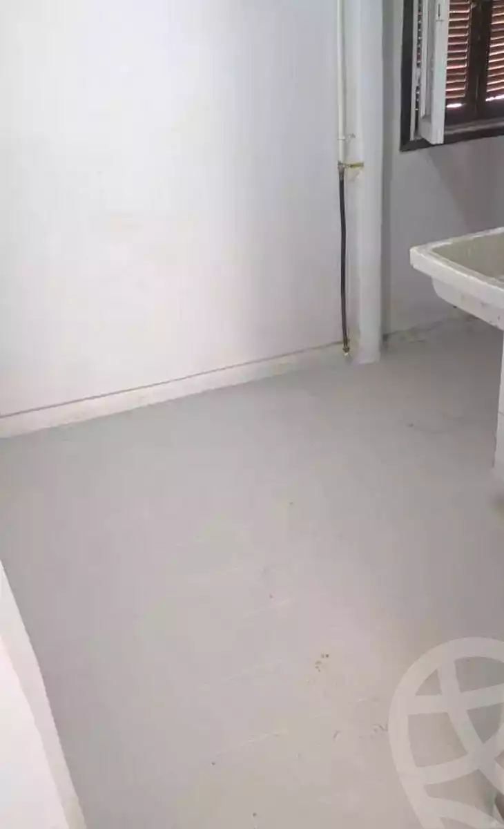 https://aqarmap.com.eg/ar/listing/7237390-for-sale-alexandria-el-mandara-shr-30